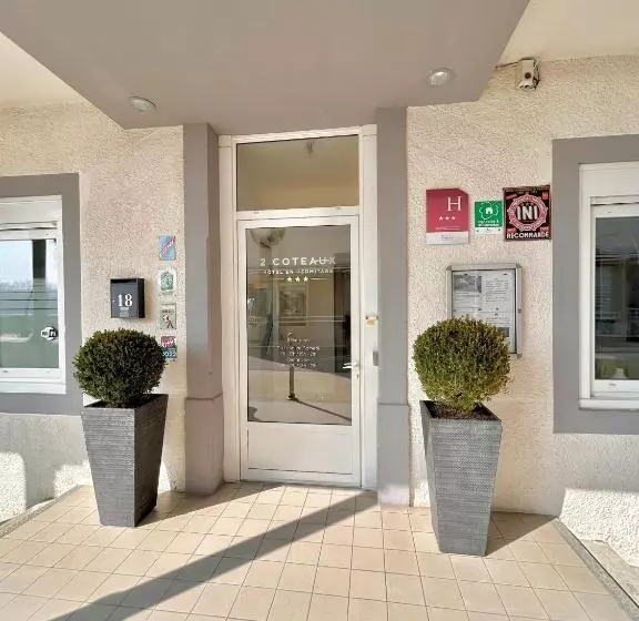 Hotelli Hôtel Les Deux Coteaux