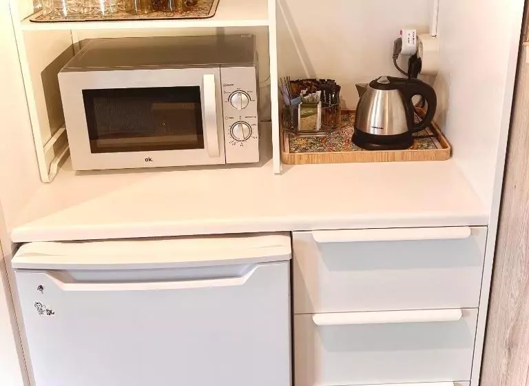 Rooi Bij De Knoptoren B&b