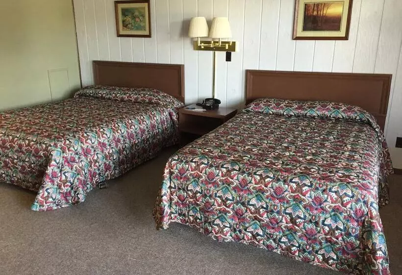 Colonial Hotel Motel