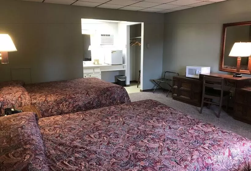 Colonial Hotel Motel