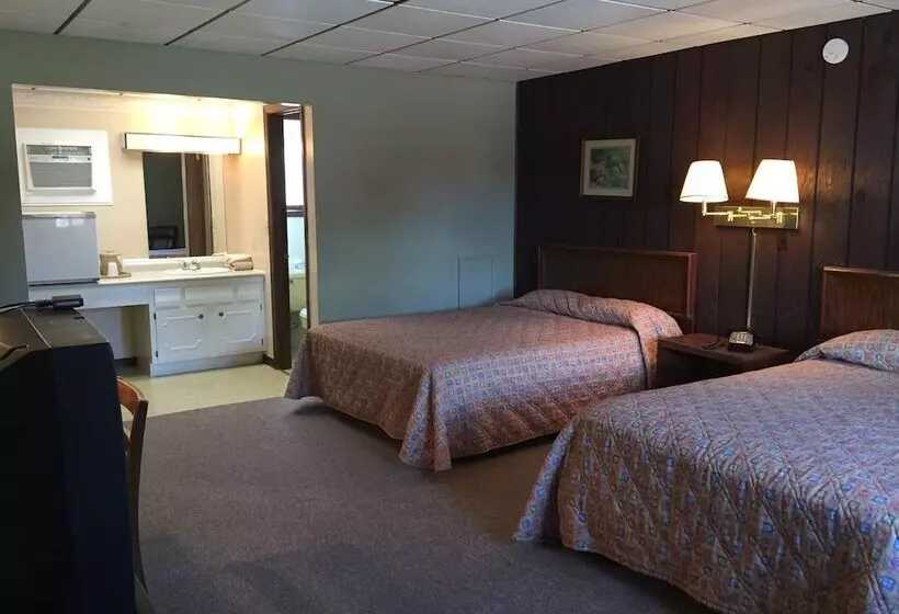 Colonial Hotel Motel