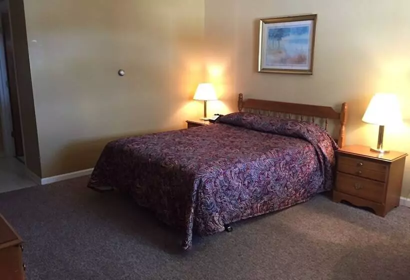 Colonial Hotel Motel