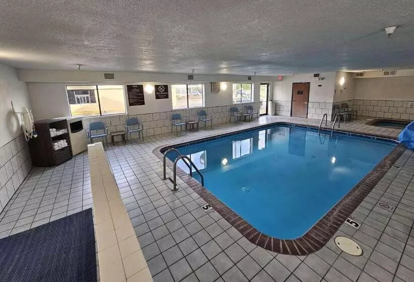 호텔 Sleep Inn & Suites Salina I 135