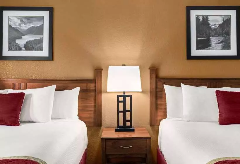 ホテル Baymont By Wyndham Cortez