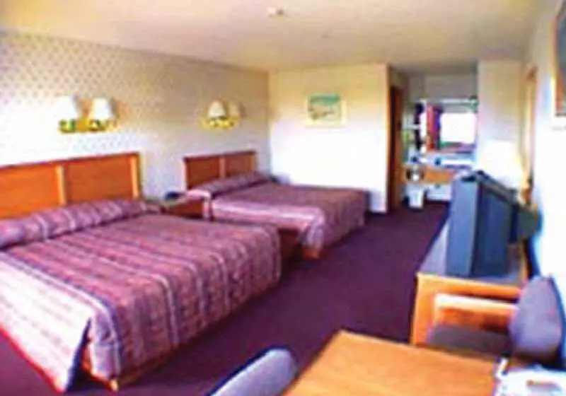 ホテル Baymont By Wyndham Cortez