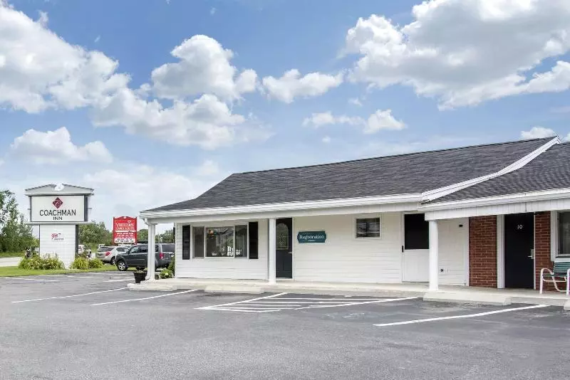 ホテル Coachman Inn