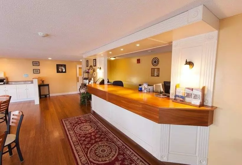 ホテル Coachman Inn