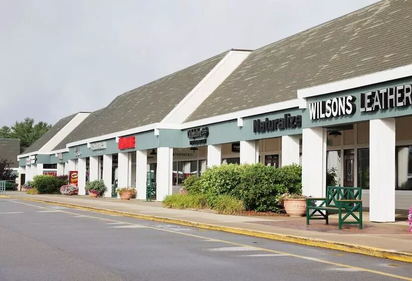 ホテル Coachman Inn