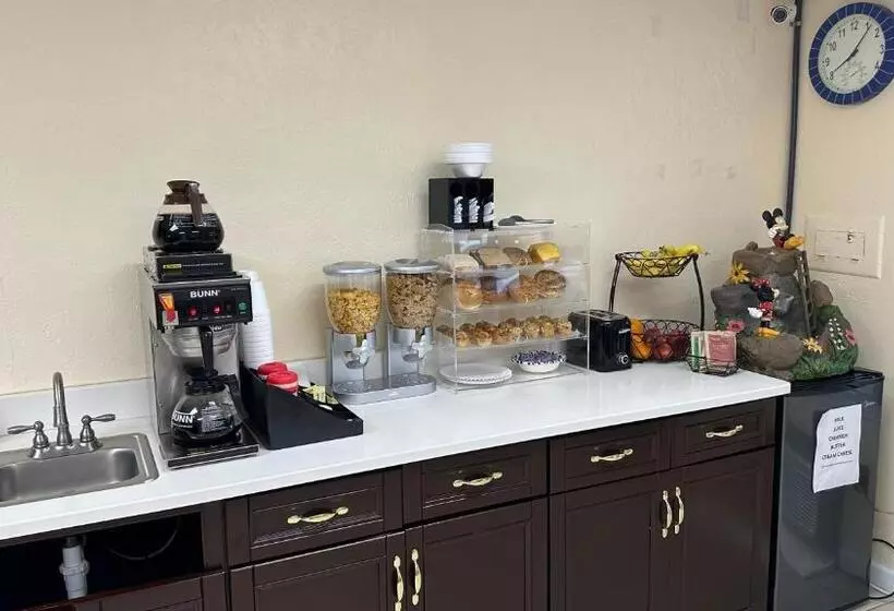 فندق Colonial Inn Franklin Under New Management