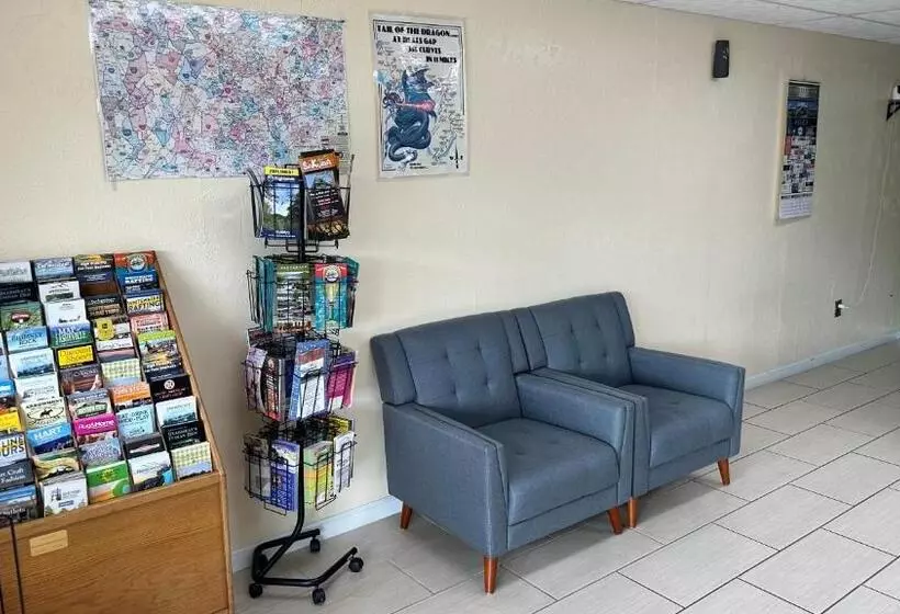 فندق Colonial Inn Franklin Under New Management