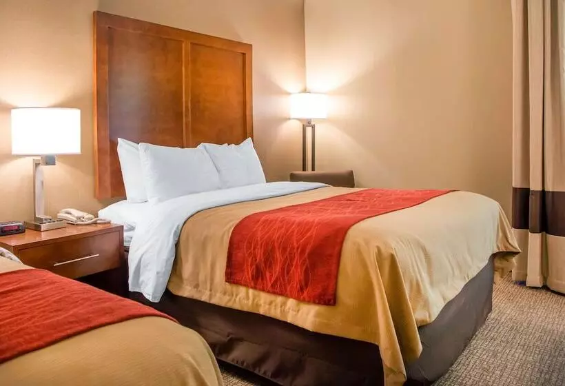 هتل Comfort Inn Dayton Huber Heights