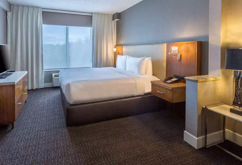 Doubletree By Hilton Hotel Nanuet