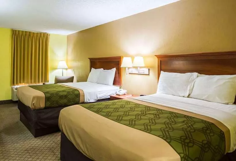 Отель Econo Lodge