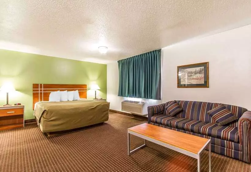 ホテル Econo Lodge & Suites