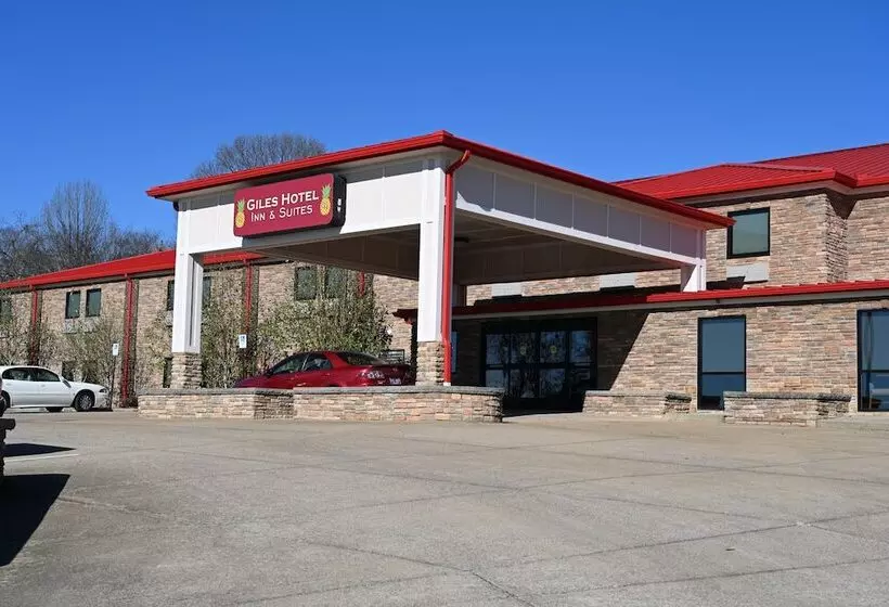 Giles Hotel Inn & Suites