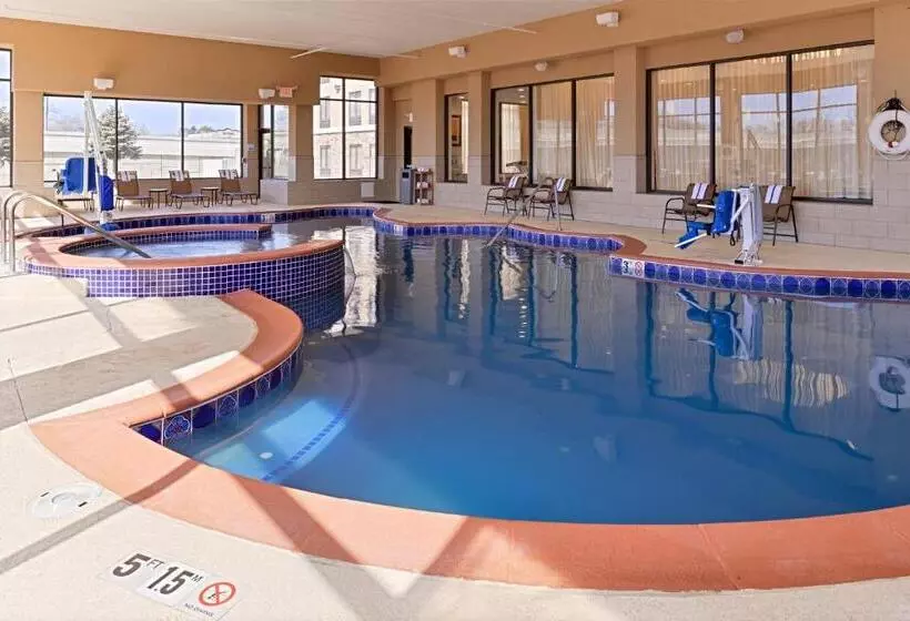 Holiday Inn Express Hotel & Suites Indianapolis W Airport Area, An Ihg