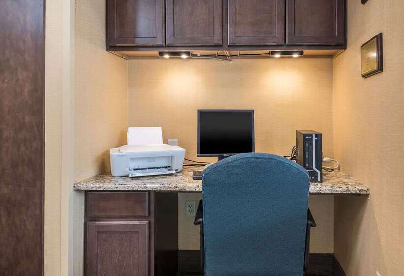 فندق Quality Inn Ithaca  University Area