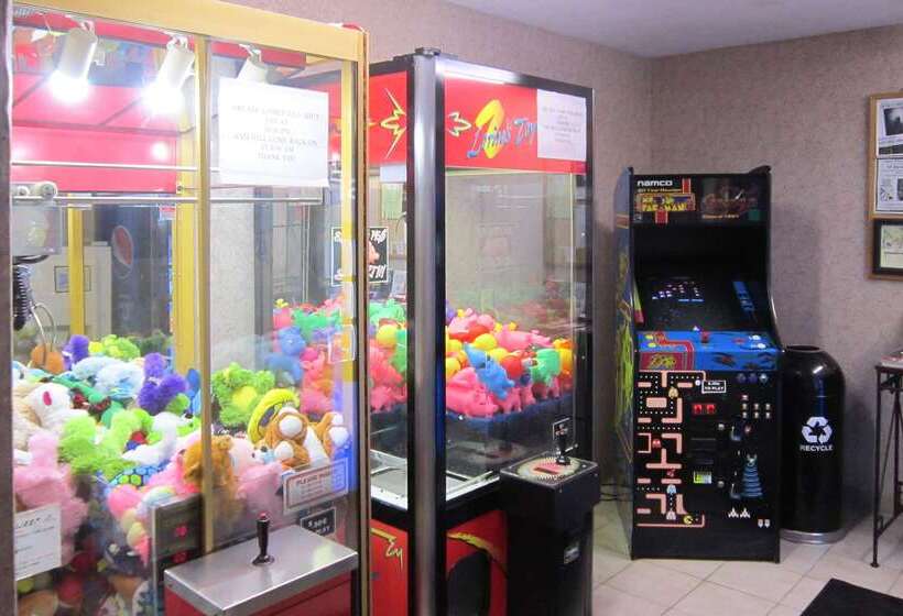 فندق Quality Inn Nashville  Bloomington