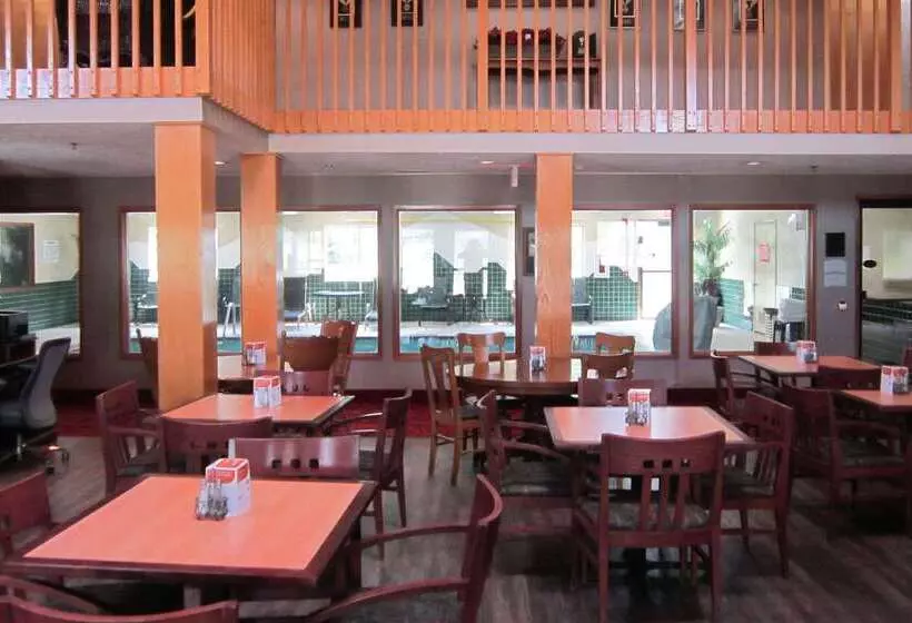 호텔 Quality Inn Nashville  Bloomington