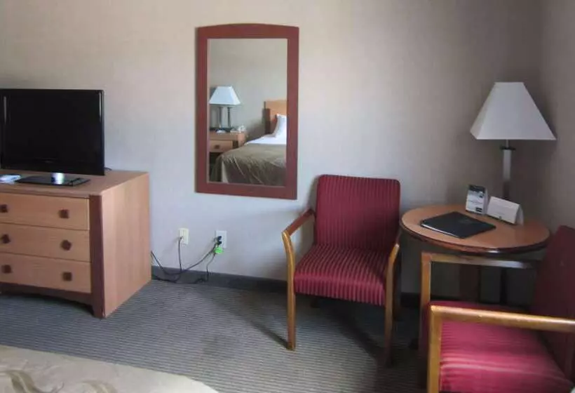 호텔 Quality Inn Nashville  Bloomington