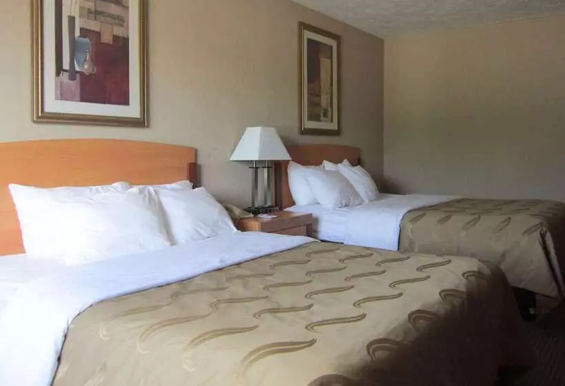 호텔 Quality Inn Nashville  Bloomington