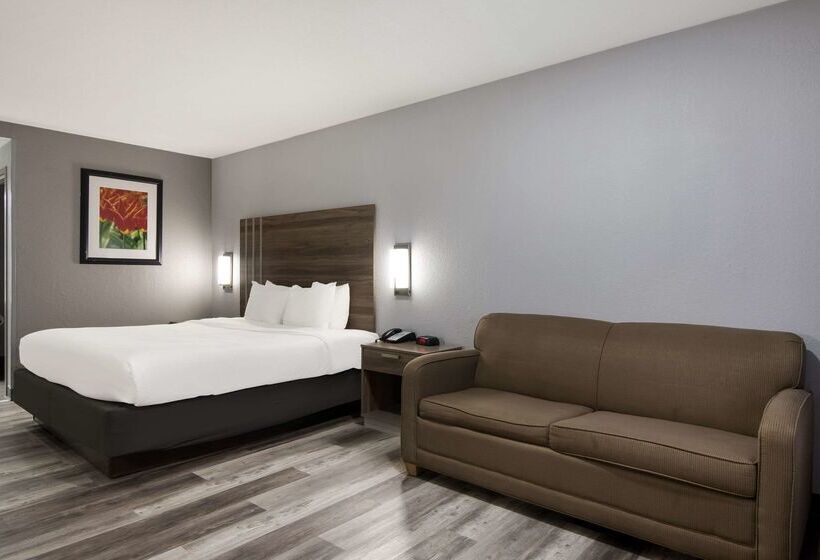 فندق Quality Inn Near Casinos And Convention Center