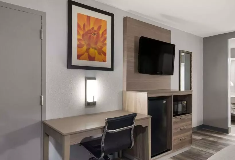 酒店 Quality Inn Near Casinos And Convention Center