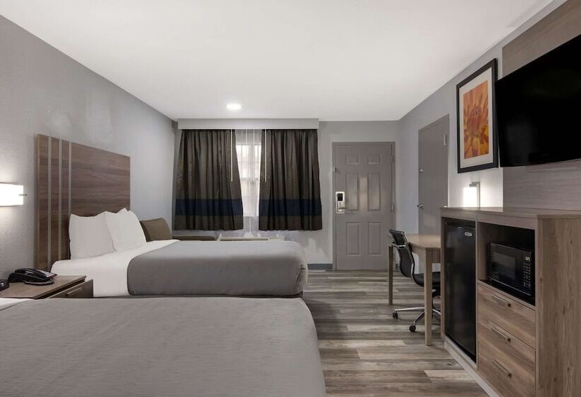 فندق Quality Inn Near Casinos And Convention Center