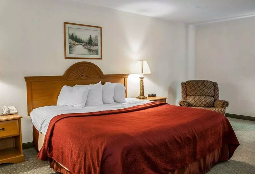 בית מלון כפרי Quality Inn Rochester South
