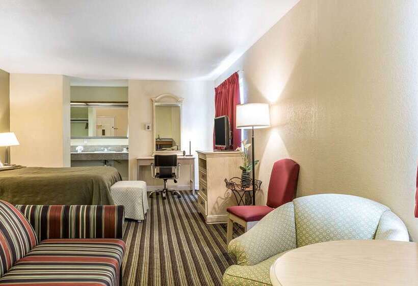 Отель Quality Inn Salinas
