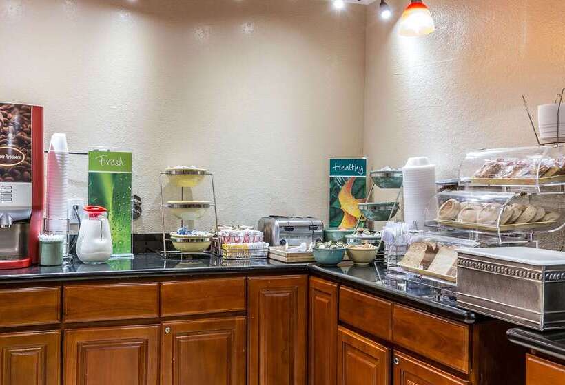 Отель Quality Inn Salinas