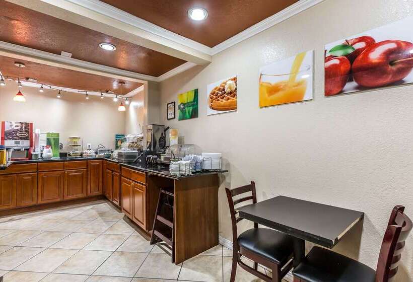 Отель Quality Inn Salinas