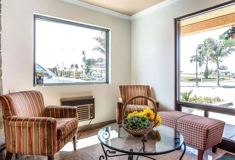 Отель Quality Inn Salinas