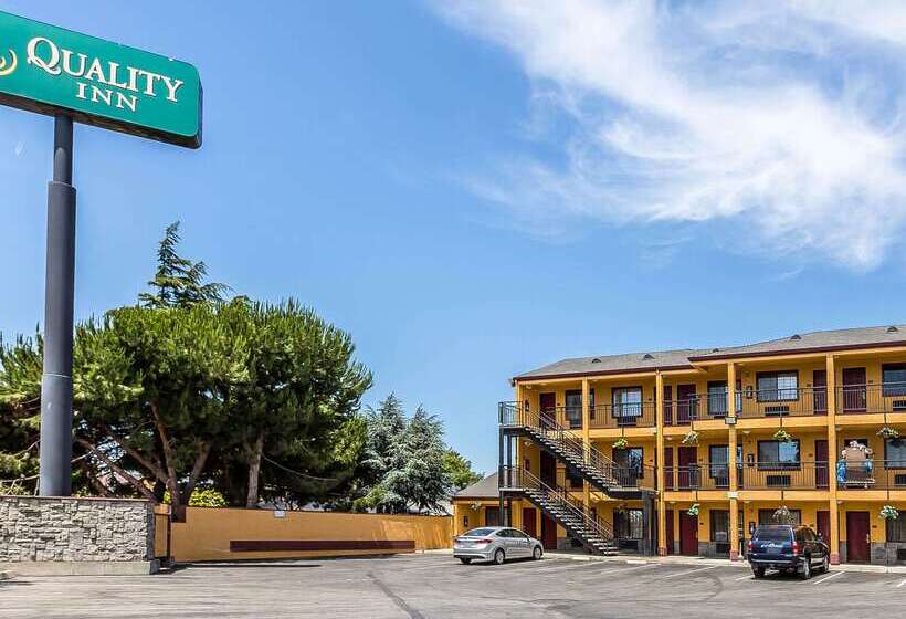 Отель Quality Inn Salinas