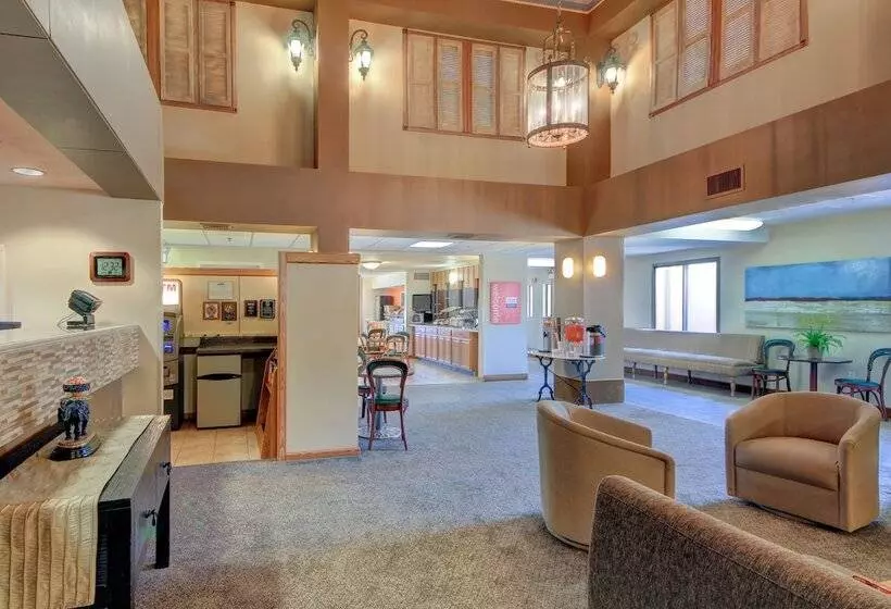 酒店 Western Inn And Suites