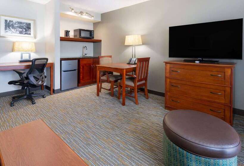 هتل Wingate By Wyndham Valdosta/moody Afb