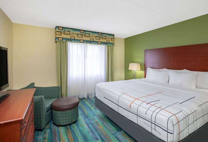 هتل Wingate By Wyndham Valdosta/moody Afb