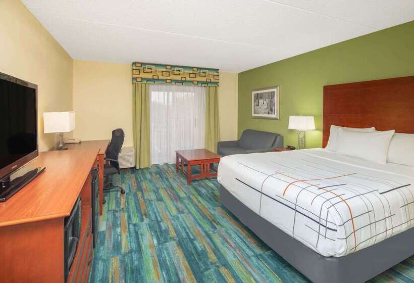 هتل Wingate By Wyndham Valdosta/moody Afb