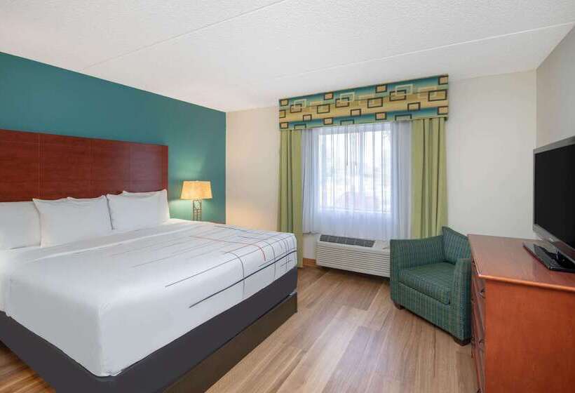 هتل Wingate By Wyndham Valdosta/moody Afb