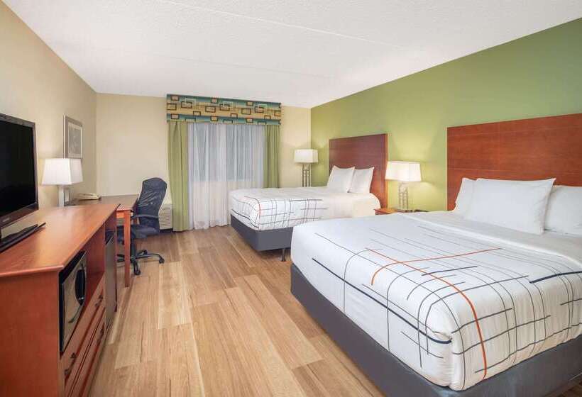 هتل Wingate By Wyndham Valdosta/moody Afb