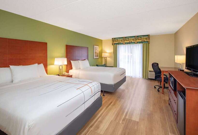 هتل Wingate By Wyndham Valdosta/moody Afb