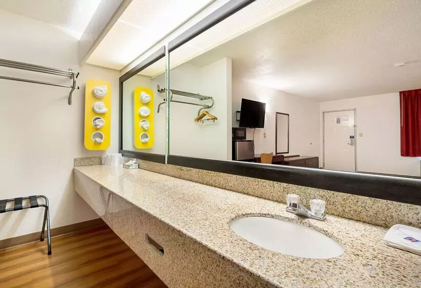 Motel 6covington, Tn