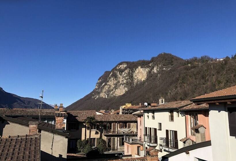 Общежитие Grütli Inn