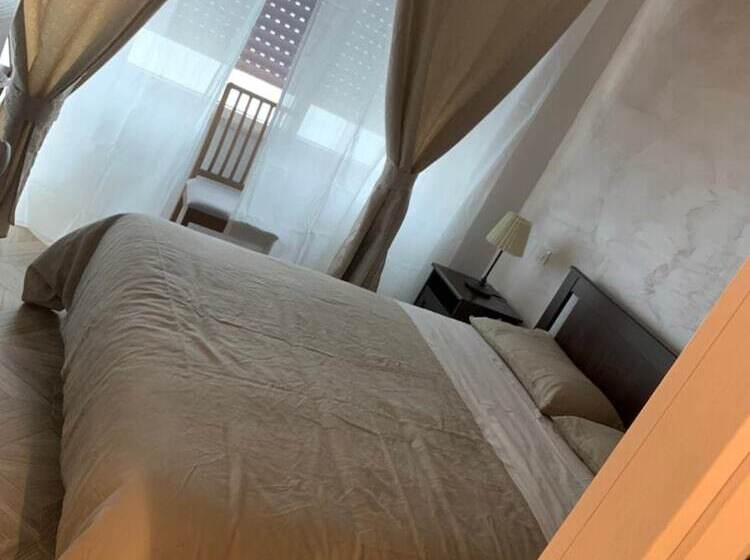 Bed and Breakfast Domus Monasteire