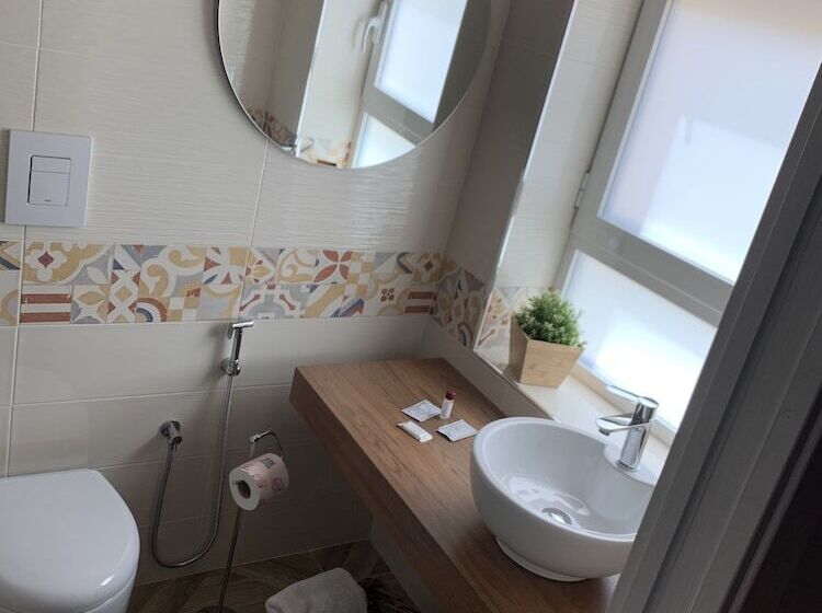 Bed and Breakfast Domus Monasteire