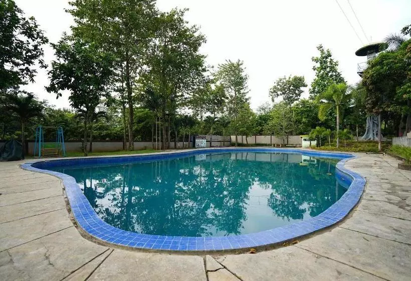 Hotelli Oyo 903 Kampoeng Kita