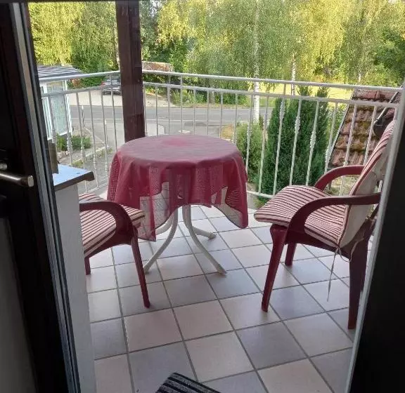 Cafe Und Pension Ringer