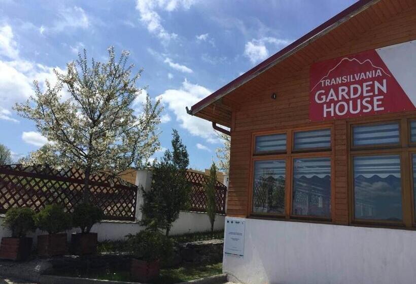 پانسیون Transilvania Garden House