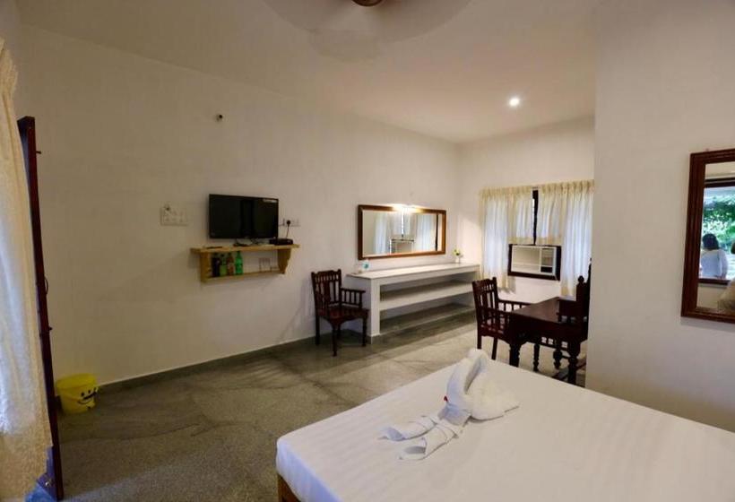 בית מלון כפרי Alice Paradise By Moonrakers