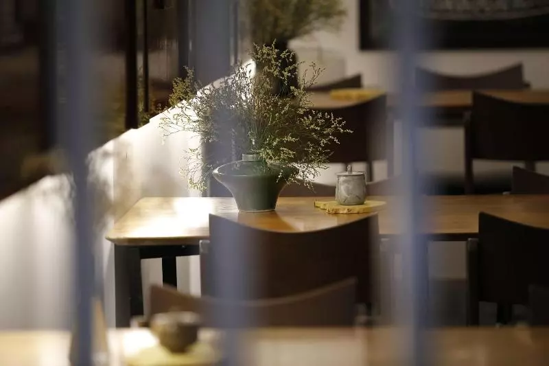 هتل Purple Hue Central Hub